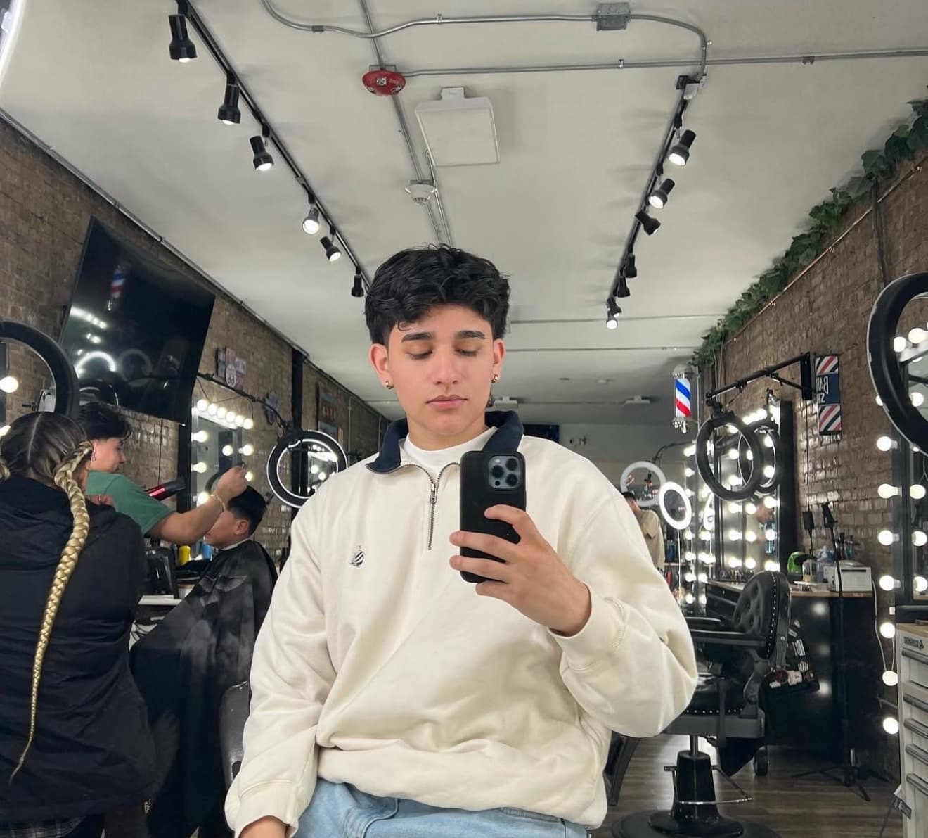 Ponch - Professional Barber